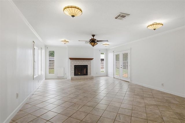 4000 Ernest Street, Lake Charles, LA 70605