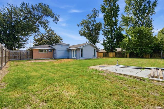 4000 Ernest Street, Lake Charles, LA 70605