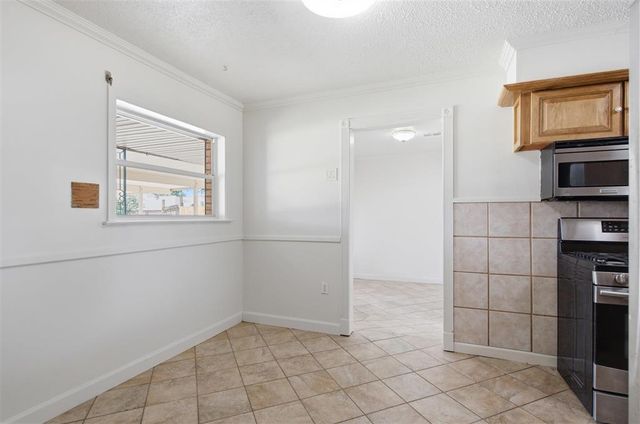 4000 Ernest Street, Lake Charles, LA 70605