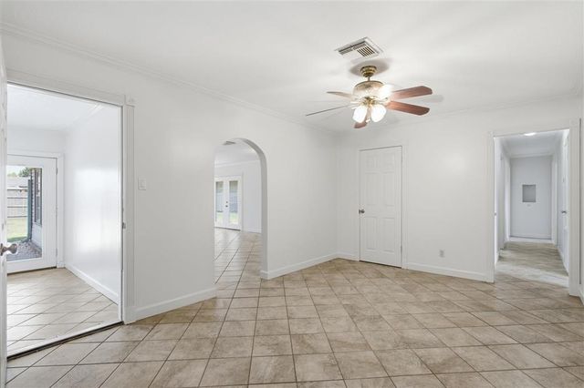 4000 Ernest Street, Lake Charles, LA 70605