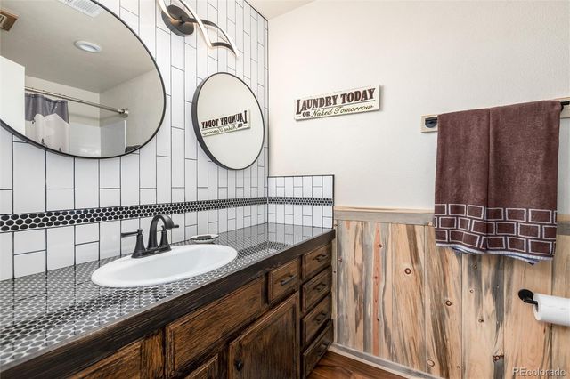 3696 S Depew Street 303, Lakewood, CO 80235