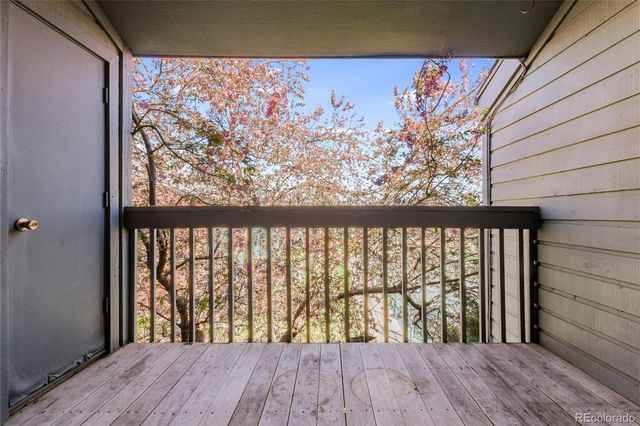 3696 S Depew Street 303, Lakewood, CO 80235