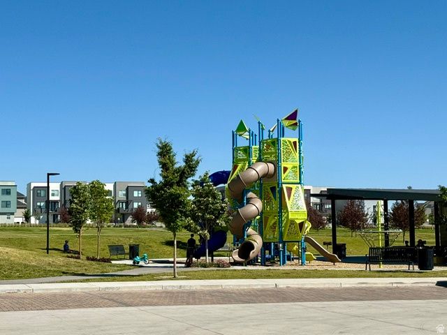 11228 S OLD BRIDGE RD, South Jordan, UT 84009