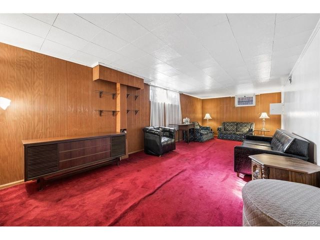 2651 Albion St, Denver, CO 80207