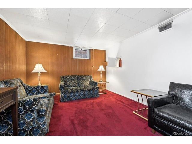 2651 Albion St, Denver, CO 80207