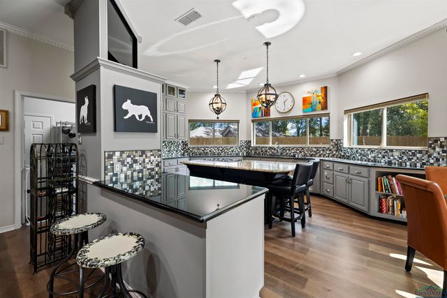 800 Trenton Court, Longview, TX 75601