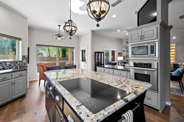 800 Trenton Court, Longview, TX 75601