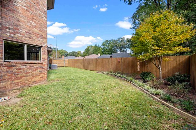 800 Trenton Court, Longview, TX 75601