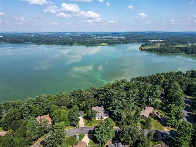 2915 Plum Tree Circle, Menomonie, WI 54751