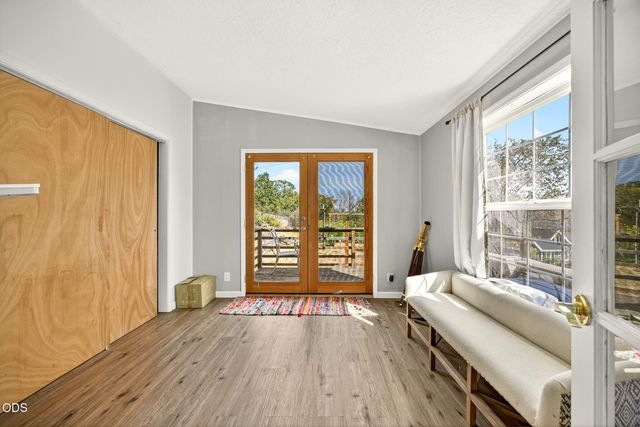 6577 Adams Road, Talent, OR 97540