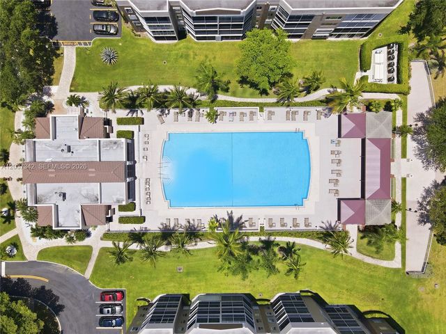 7478 Granville Drive 406, Tamarac, FL 33321