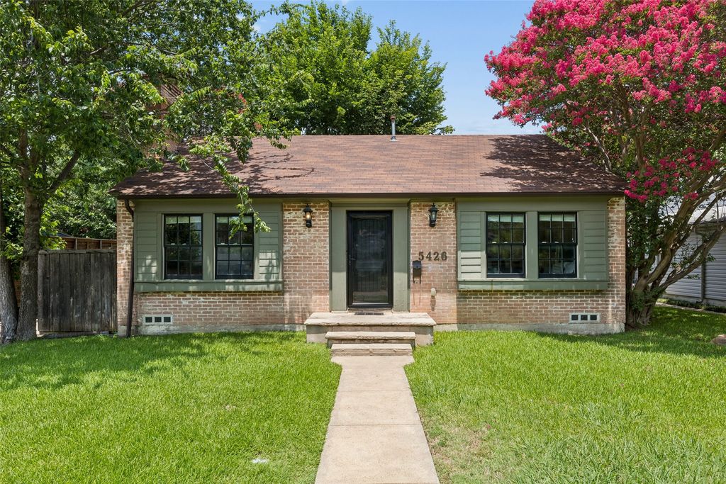 5426 Stoneleigh Avenue, Dallas, TX 75235