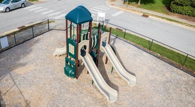 100 Ginkgo Trail Fordham, Chapel Hill, NC 27516