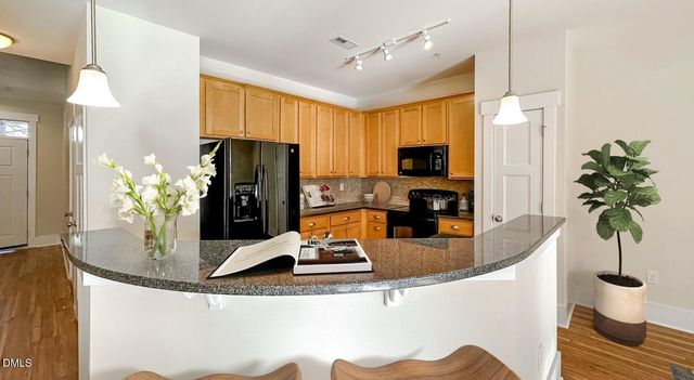 100 Ginkgo Trail Fordham, Chapel Hill, NC 27516