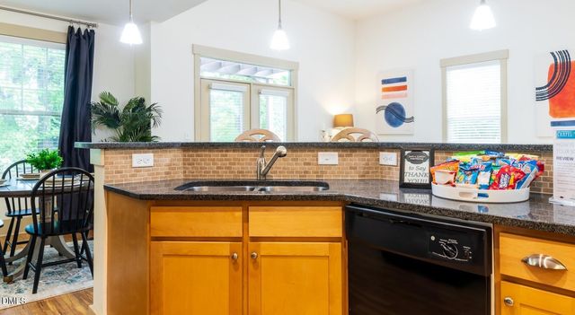 100 Ginkgo Trail Fordham, Chapel Hill, NC 27516