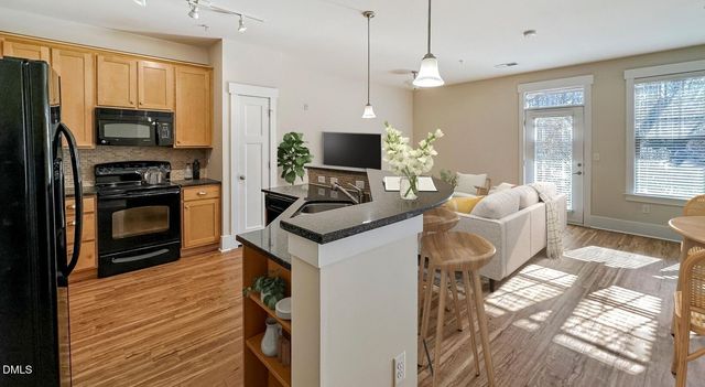 100 Ginkgo Trail Fordham, Chapel Hill, NC 27516