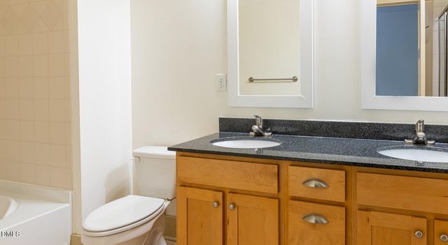 100 Ginkgo Trail Fordham, Chapel Hill, NC 27516