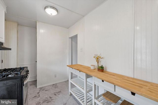 1008 E 18TH ST, Chester, PA 19013