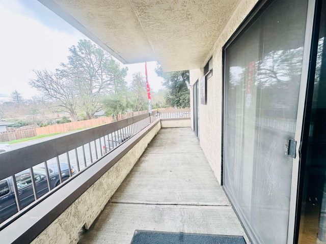 320 N Villa Way, Walnut Creek, CA 94595