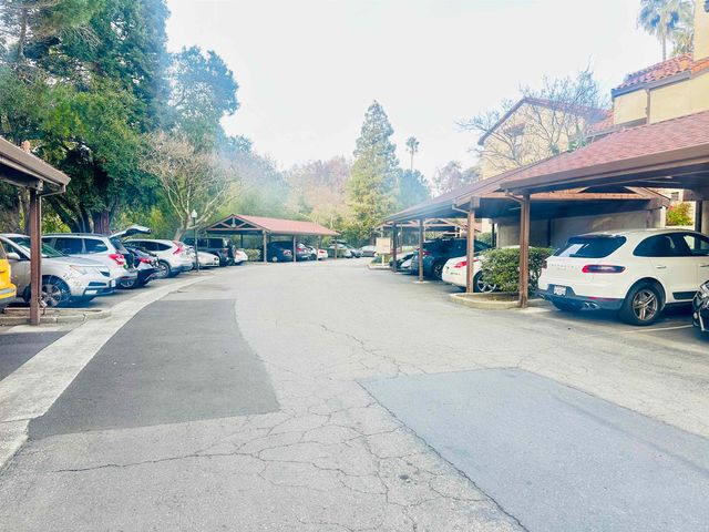 320 N Villa Way, Walnut Creek, CA 94595