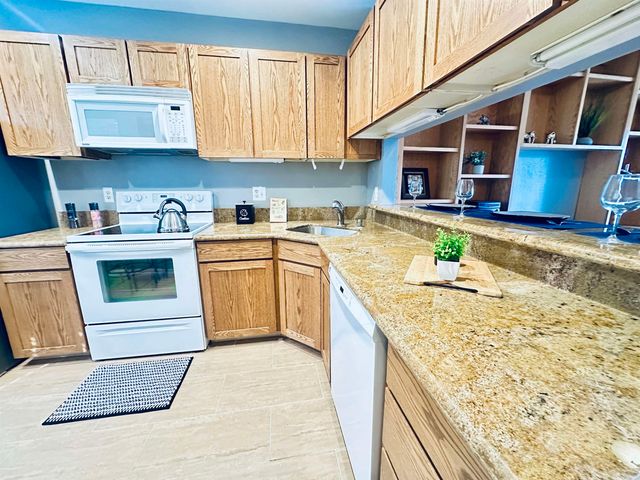 320 N Villa Way, Walnut Creek, CA 94595