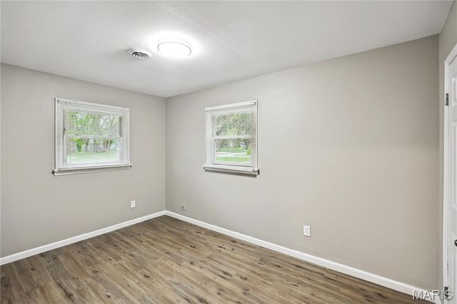 12019 Krenning Lane, St Louis, MO 63138