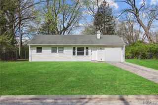 12019 Krenning Lane, St Louis, MO 63138