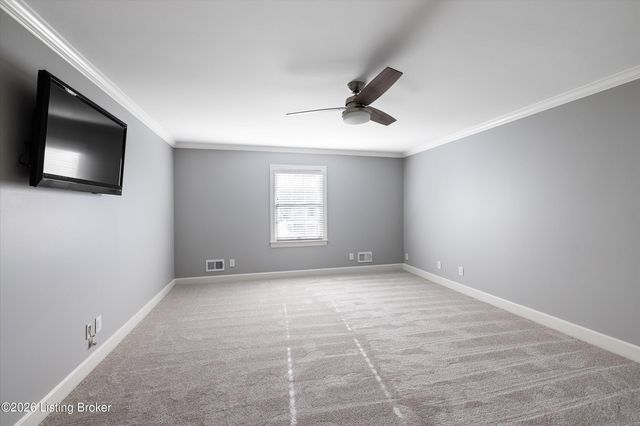 5509 Apache Rd, Louisville, KY 40207