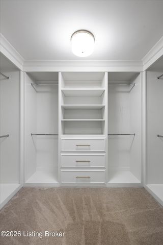 5509 Apache Rd, Louisville, KY 40207