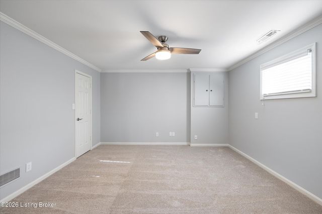 5509 Apache Rd, Louisville, KY 40207