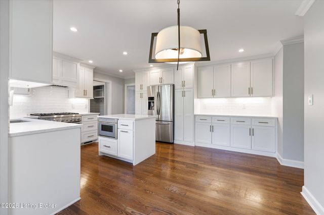 5509 Apache Rd, Louisville, KY 40207