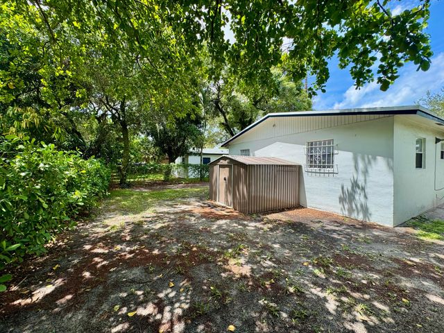 408 NW 21ST Terrace, Fort Lauderdale, FL 33311