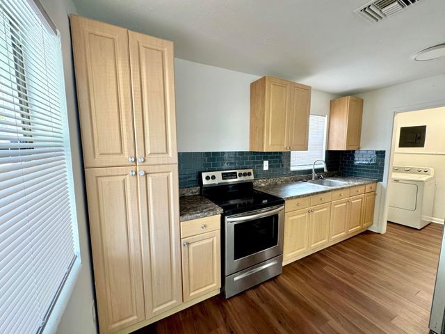 408 NW 21ST Terrace, Fort Lauderdale, FL 33311