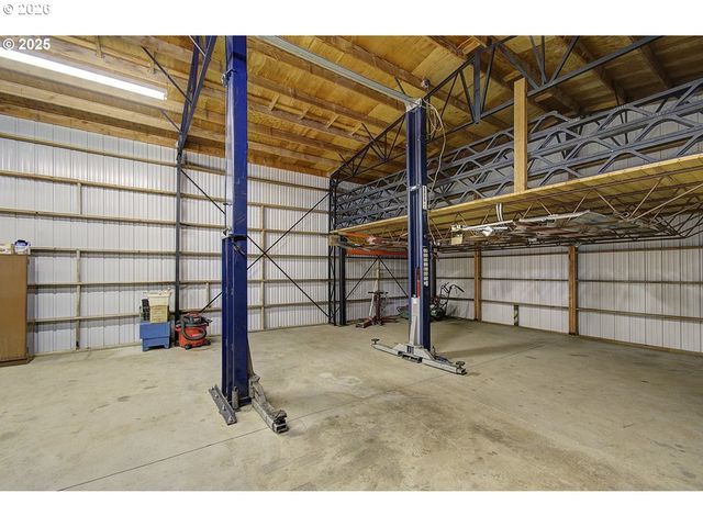 32320 Ne AMMETER Rd, Washougal, WA 98671
