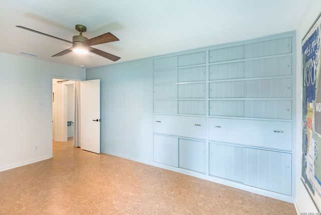 221 Ogden Ln, San Antonio, TX 78209