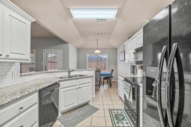 10607 Dover Avenue, Lubbock, TX 79424