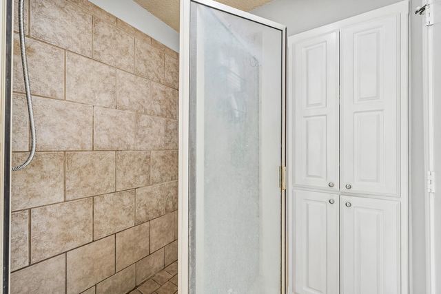 10607 Dover Avenue, Lubbock, TX 79424