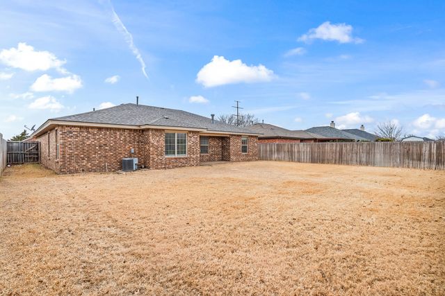 10607 Dover Avenue, Lubbock, TX 79424
