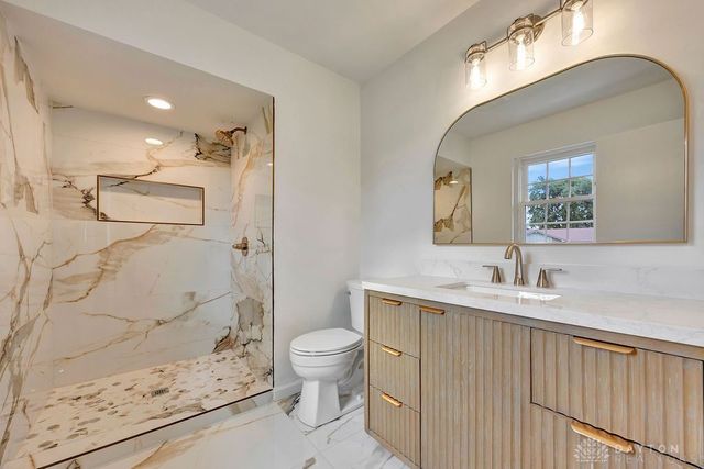 7764 Rolling Meadows Drive, West Chester, OH 45069