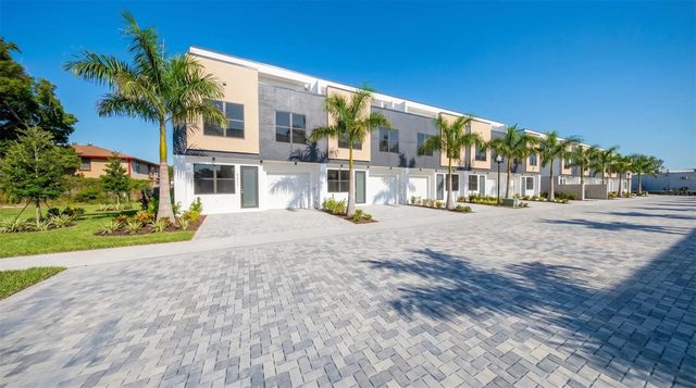 4352 FONTANAROSA VILLAGE COURT, Tampa, FL 33614