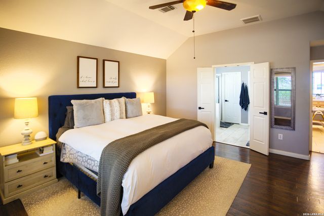 157 Park Rd, Bandera, TX 78003