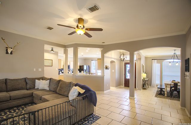 157 Park Rd, Bandera, TX 78003