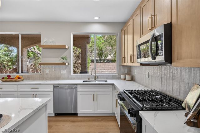 1000 Snow Bunting Court, Henderson, NV 89002