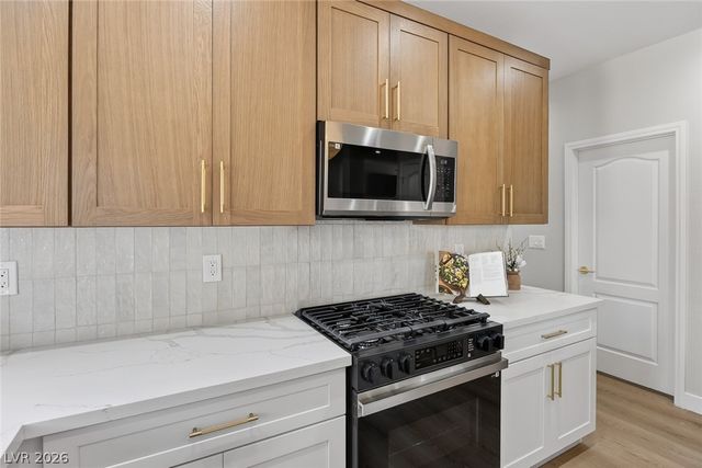 1000 Snow Bunting Court, Henderson, NV 89002