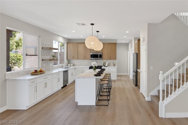 1000 Snow Bunting Court, Henderson, NV 89002