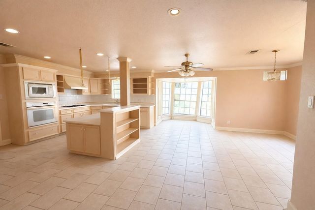 15696 Westgate Road, Splendora, TX 77372