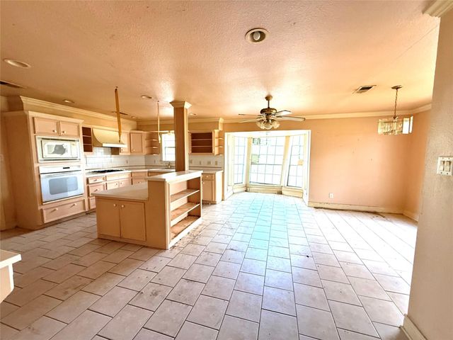 15696 Westgate Road, Splendora, TX 77372