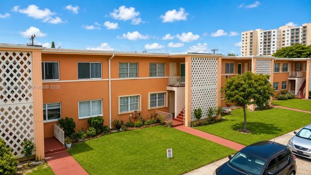 3550 SW 9th Ter 8B, Miami, FL 33135