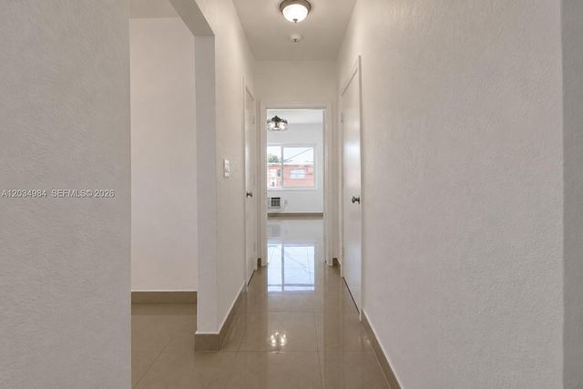 3550 SW 9th Ter 8B, Miami, FL 33135
