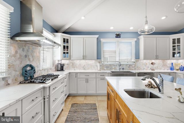 51-A LONG BEACH BLVD, Long Beach Township, NJ 08008